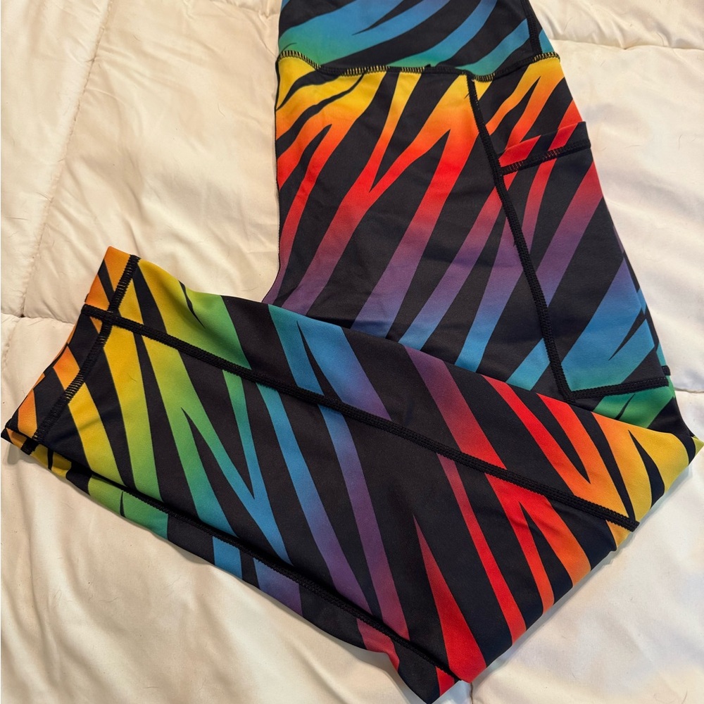 CVG Constantly Varied Gear Fruit Stripe Capris size Small